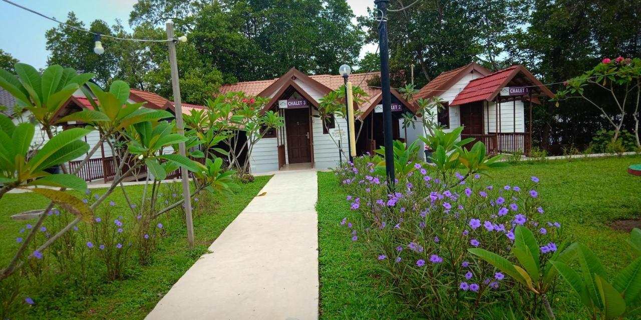 Noor Arfa River Chalet Kuala Terengganu Ngoại thất bức ảnh